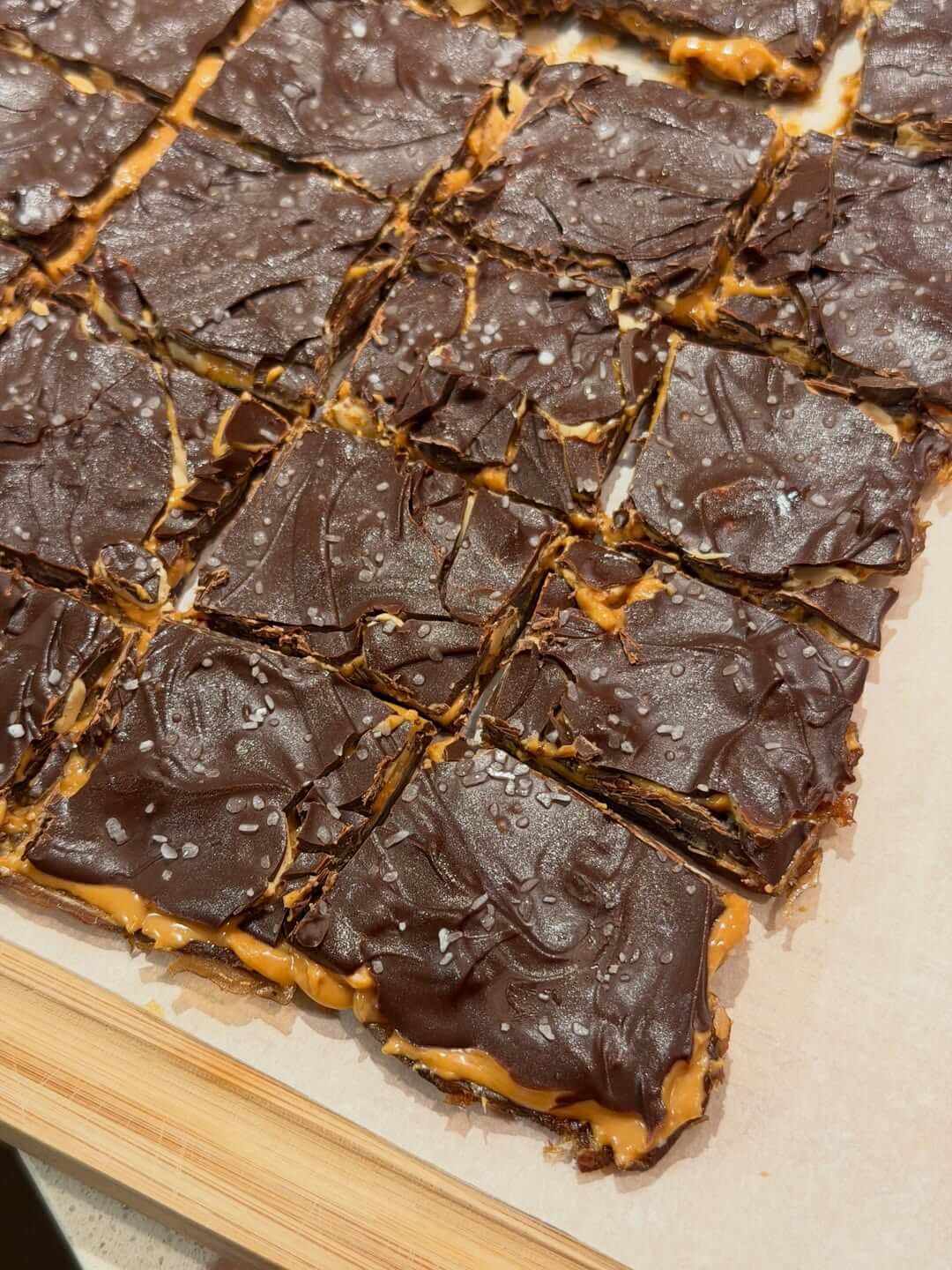 Viral Chocolate Date Bark Recipe