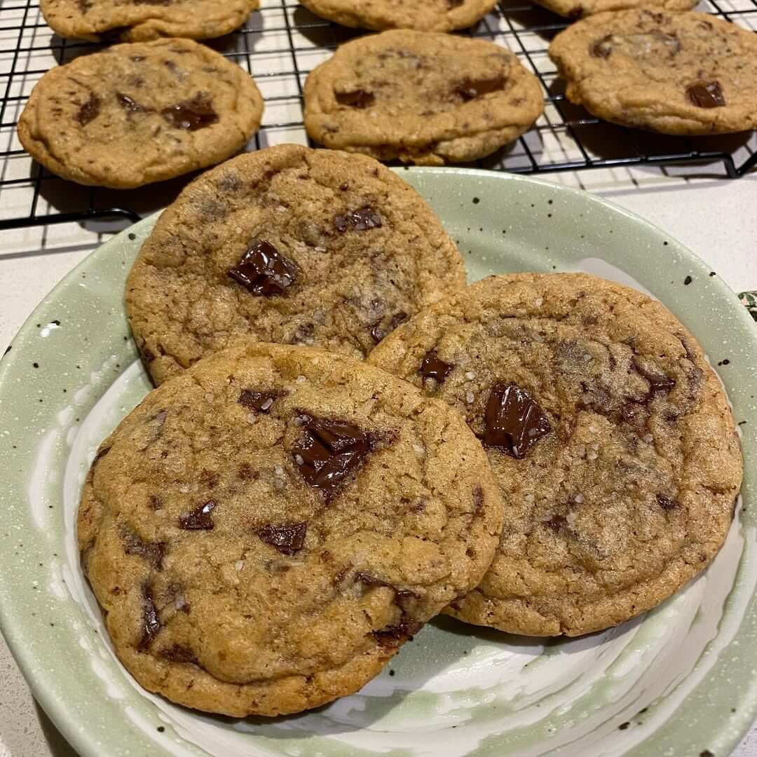 Soft and Chewy Chocolate Chip Cookies