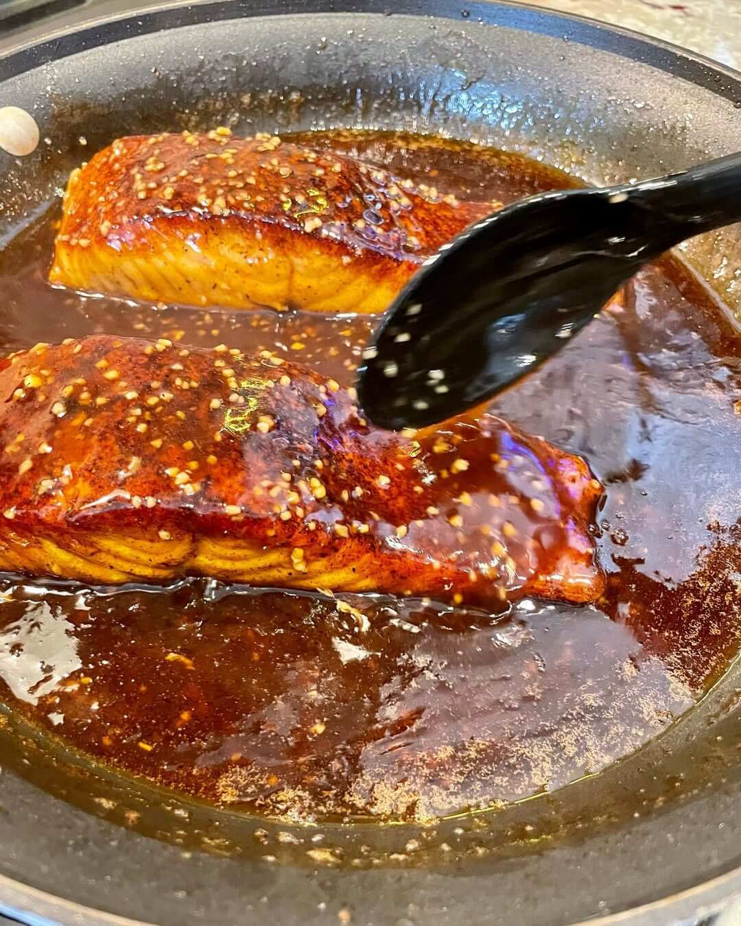 Honey Garlic Glazed Salmon